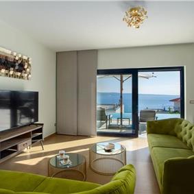4 Bedroom Villa with Heated Pool and Sea Views near Omis, Sleeps 8